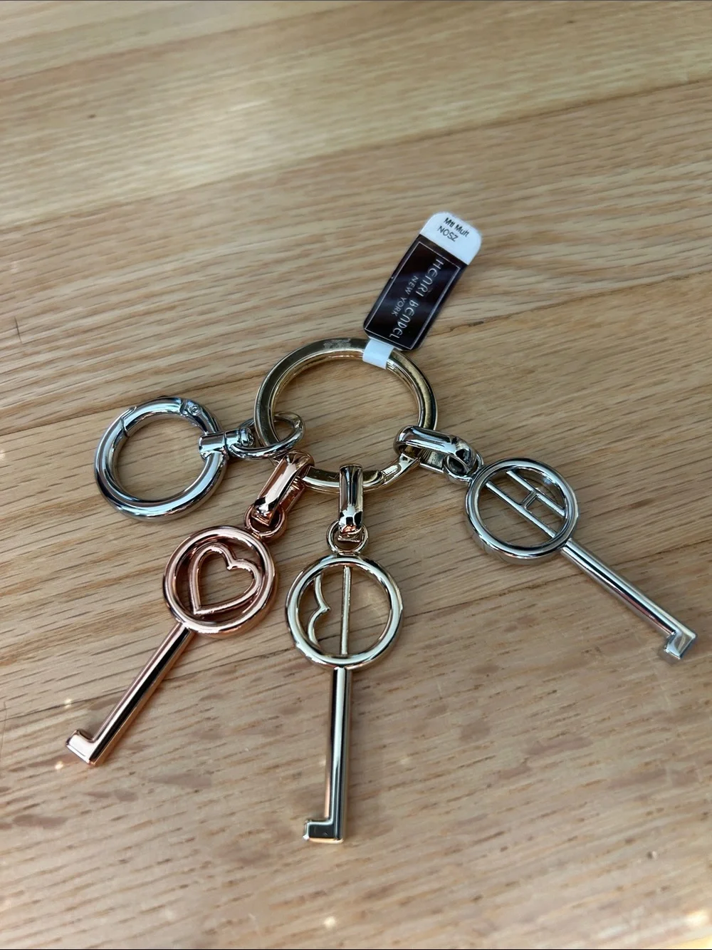 Henri Bendel NWT Three-Tone Key Charm Keyring - Dust bag included!